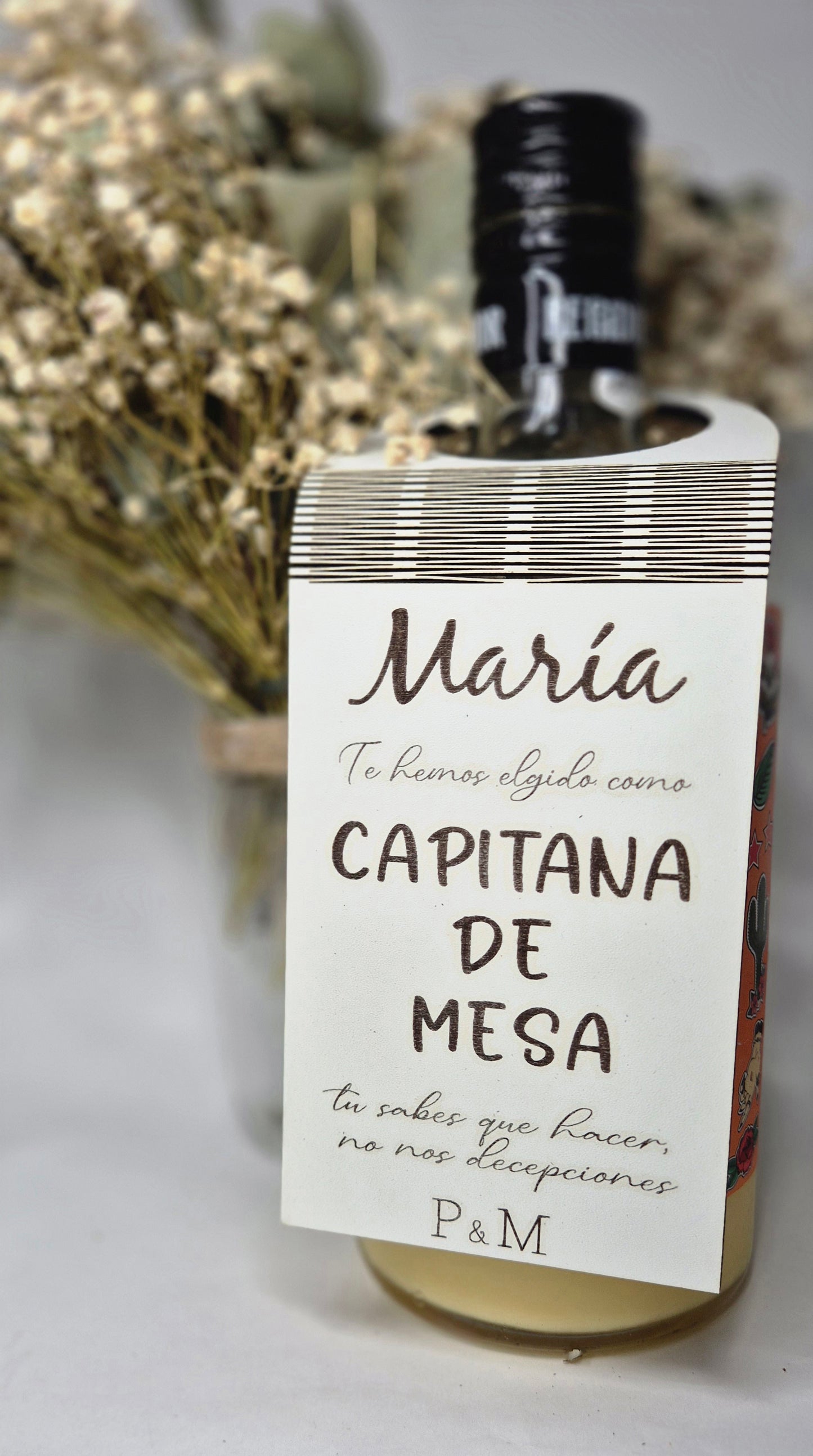 Capitán de mesa de madera